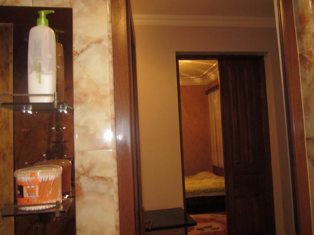 Guest House Ukimerioni Кутаїсі Номер фото