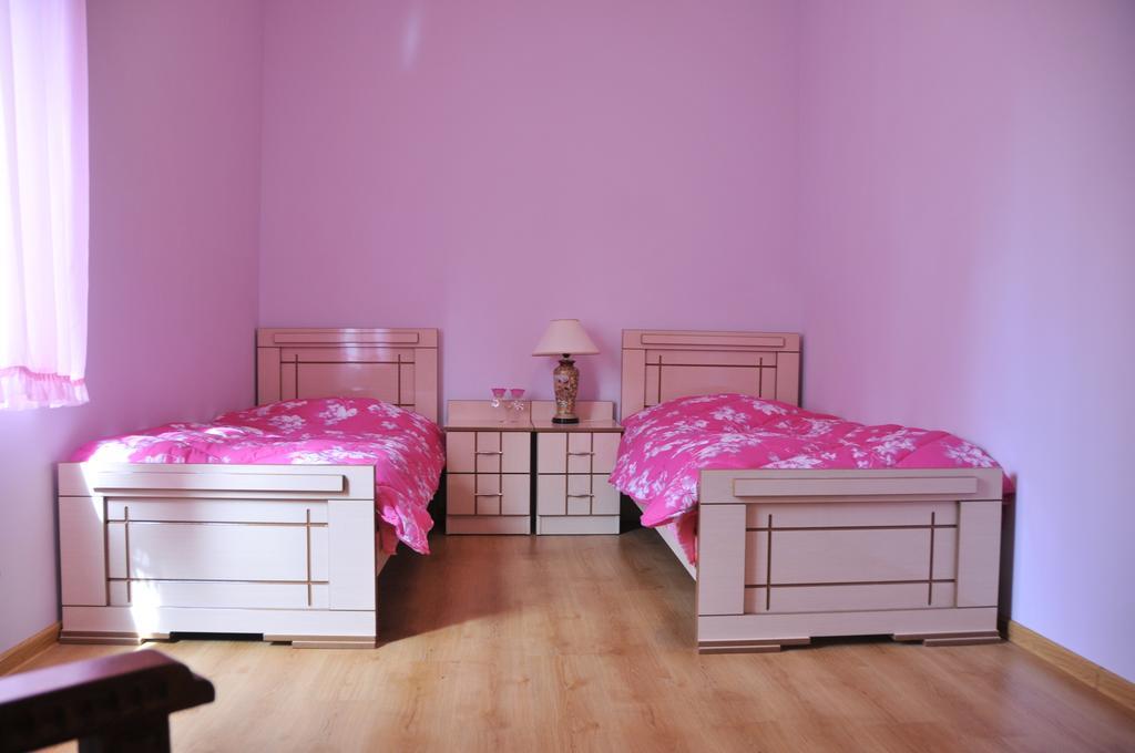 Guest House Ukimerioni Кутаїсі Номер фото
