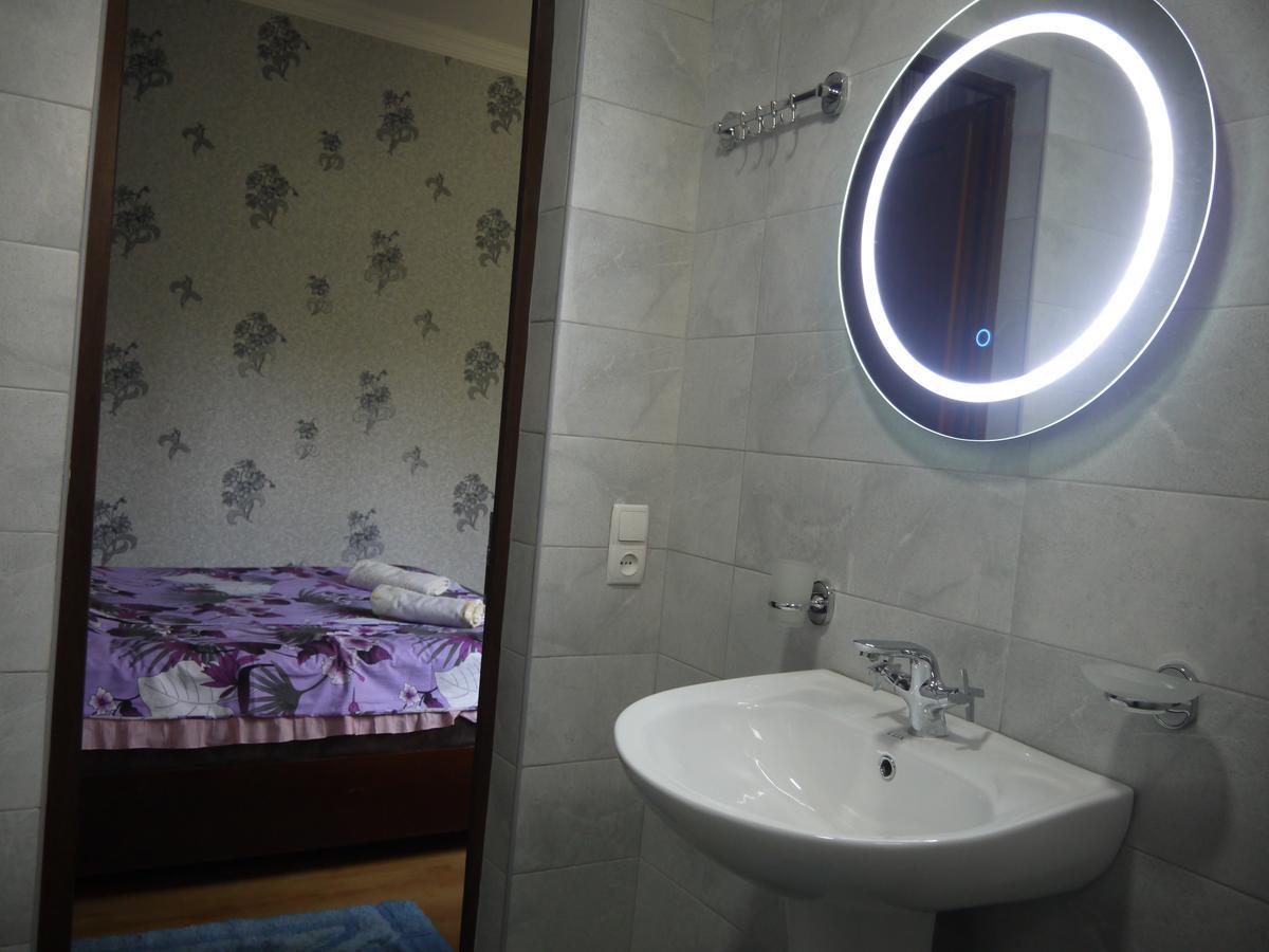 Guest House Ukimerioni Кутаїсі Екстер'єр фото